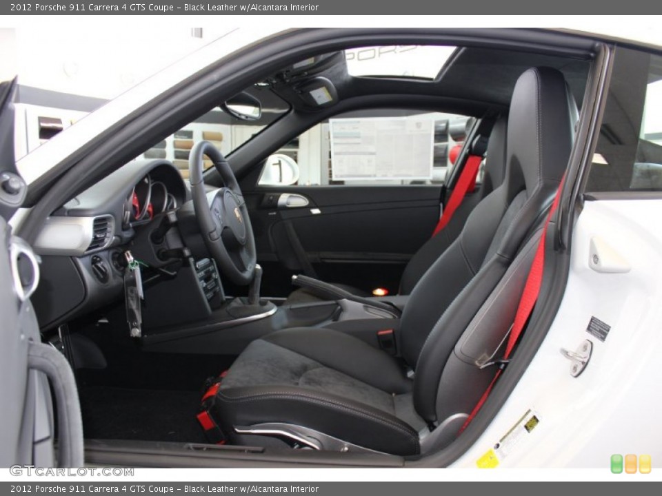 Black Leather w/Alcantara Interior Photo for the 2012 Porsche 911 Carrera 4 GTS Coupe #62430923