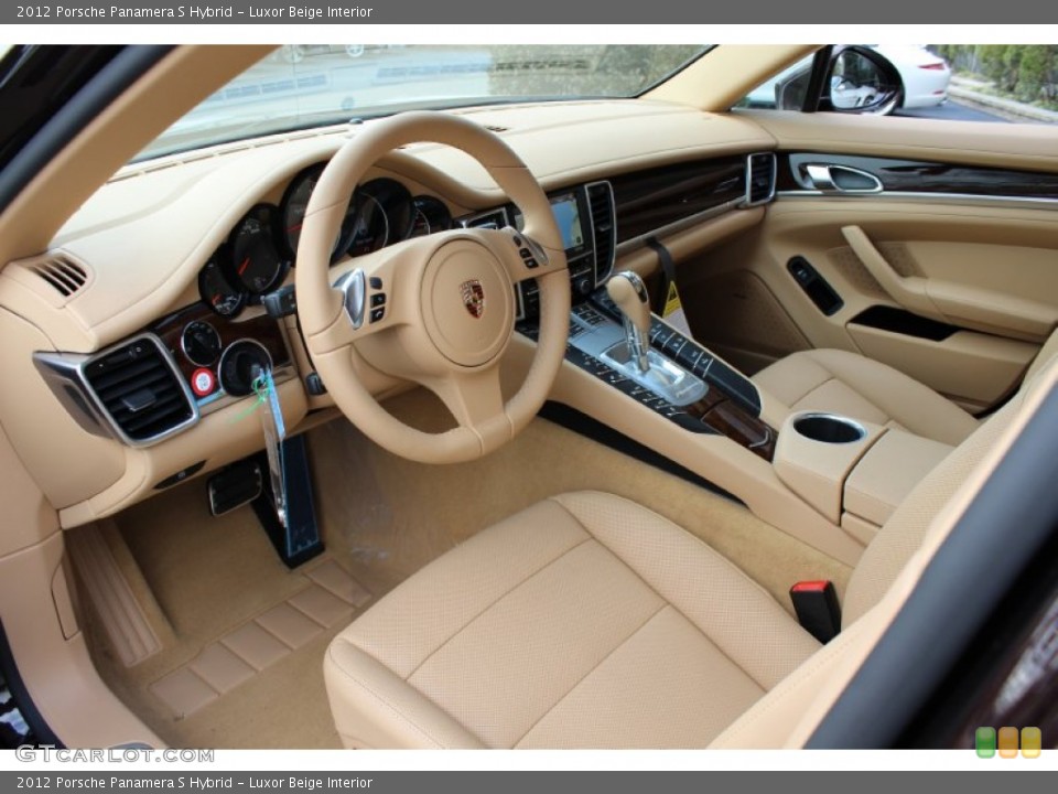 Luxor Beige Interior Prime Interior for the 2012 Porsche Panamera S Hybrid #62431050