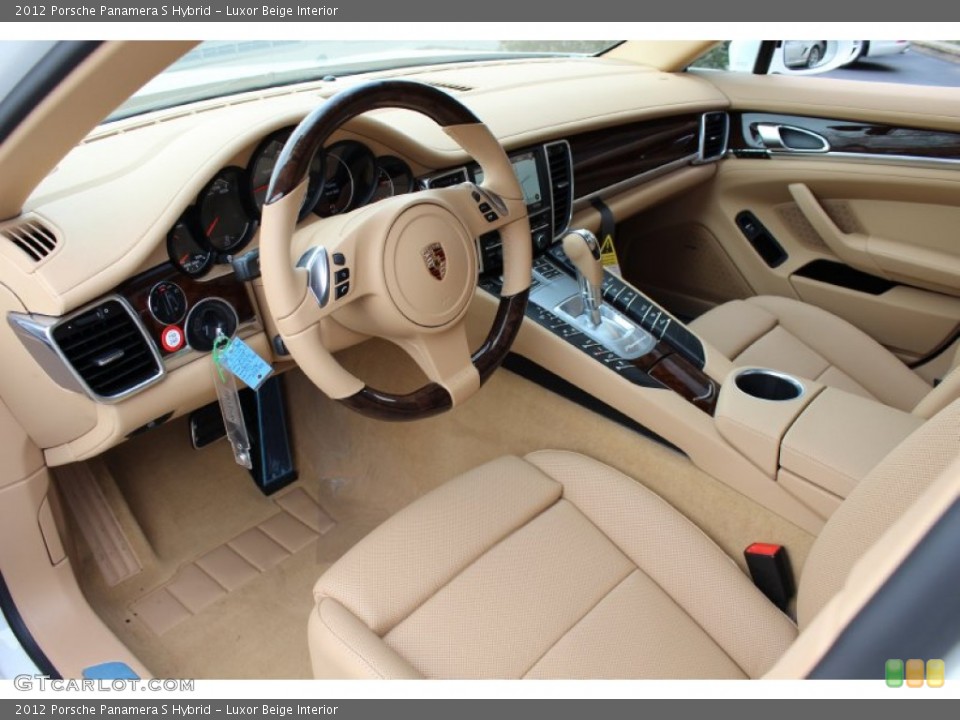 Luxor Beige Interior Prime Interior for the 2012 Porsche Panamera S Hybrid #62431359