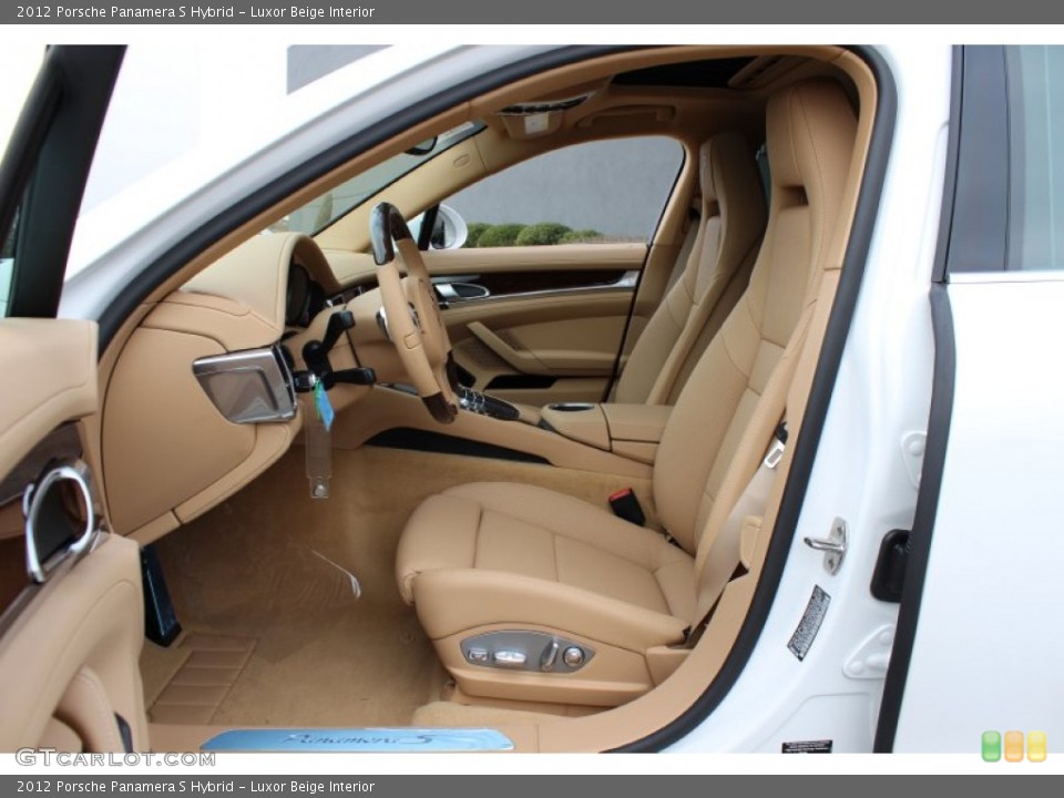 Luxor Beige Interior Photo for the 2012 Porsche Panamera S Hybrid #62431362