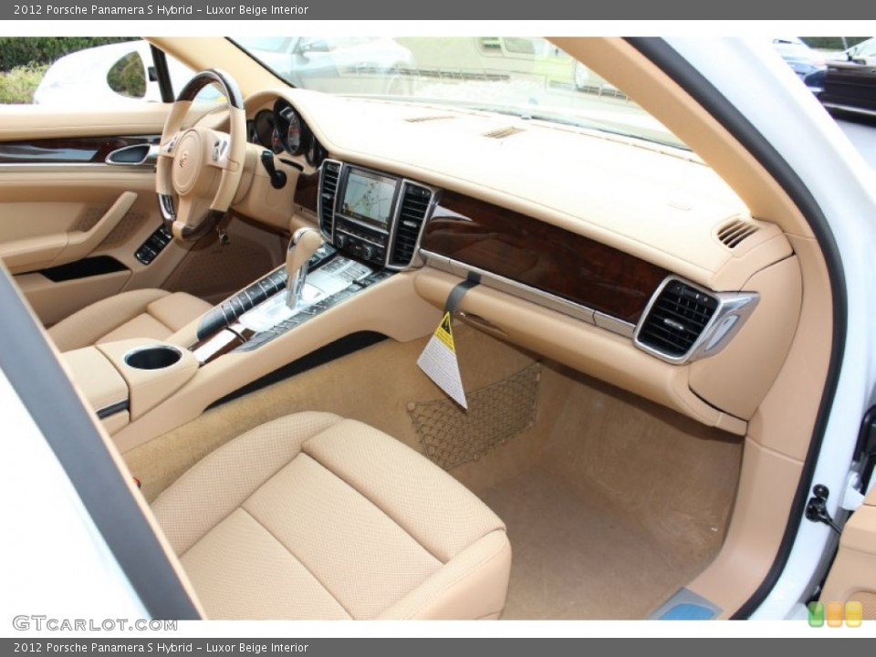 Luxor Beige Interior Photo for the 2012 Porsche Panamera S Hybrid #62431407