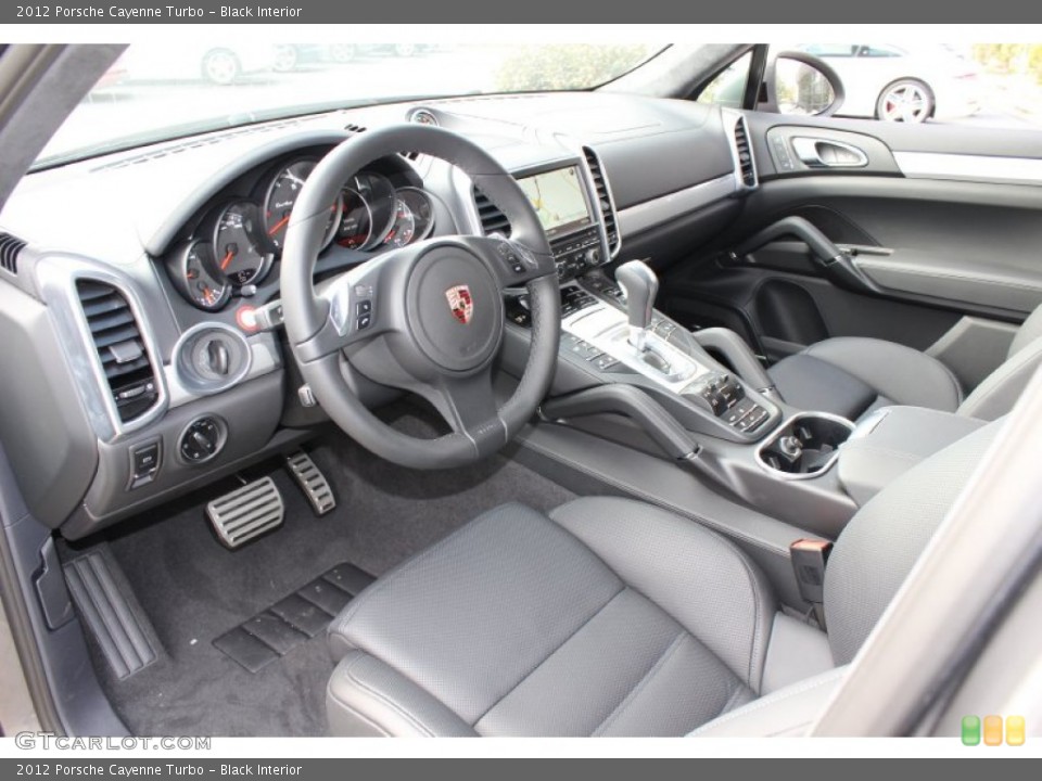 Black Interior Photo for the 2012 Porsche Cayenne Turbo #62431461