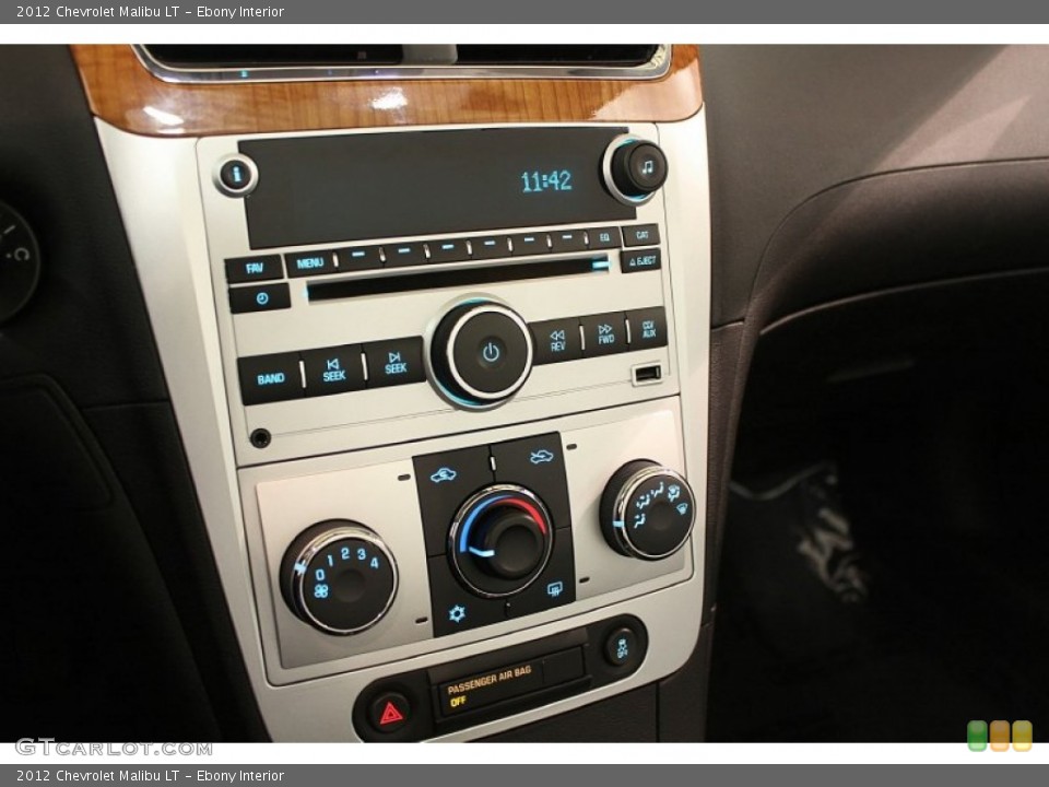 Ebony Interior Controls for the 2012 Chevrolet Malibu LT #62442931