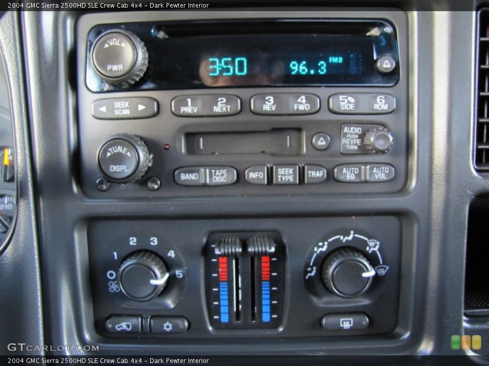 Dark Pewter Interior Controls for the 2004 GMC Sierra 2500HD SLE Crew Cab 4x4 #62453329