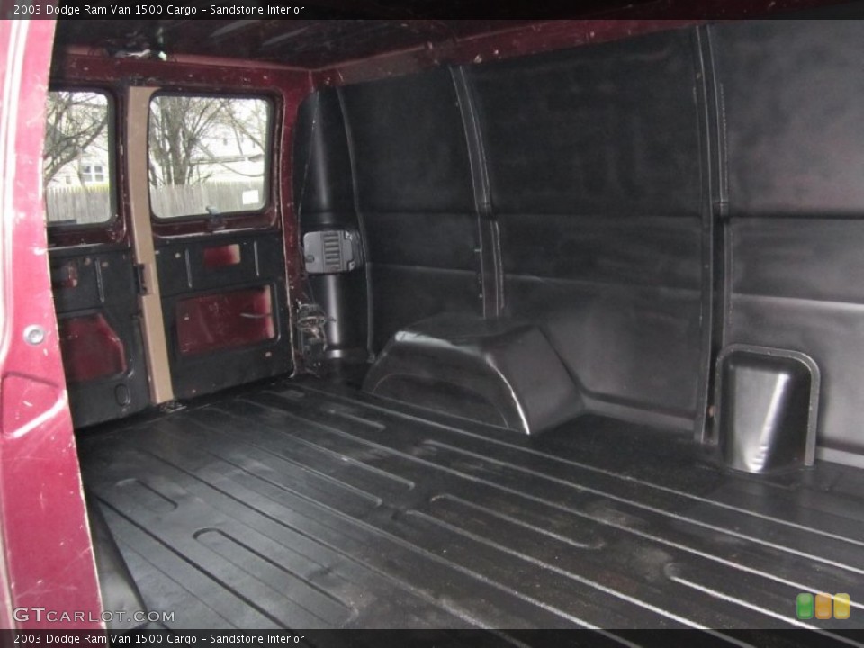 Sandstone Interior Photo for the 2003 Dodge Ram Van 1500 Cargo #62454913