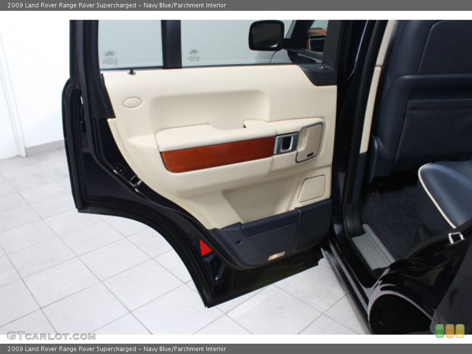 Navy Blue/Parchment Interior Door Panel for the 2009 Land Rover Range Rover Supercharged #62461396