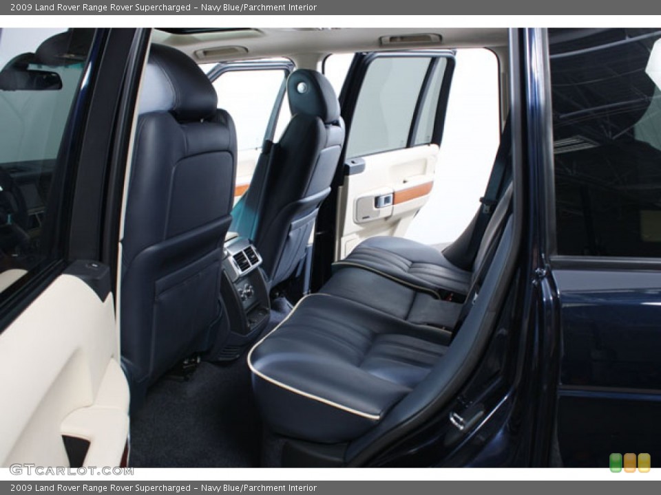Navy Blue/Parchment Interior Photo for the 2009 Land Rover Range Rover Supercharged #62461420
