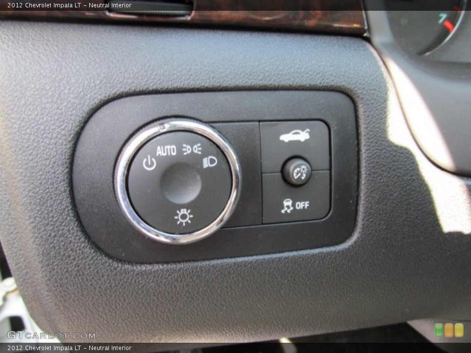 Neutral Interior Controls for the 2012 Chevrolet Impala LT #62468503