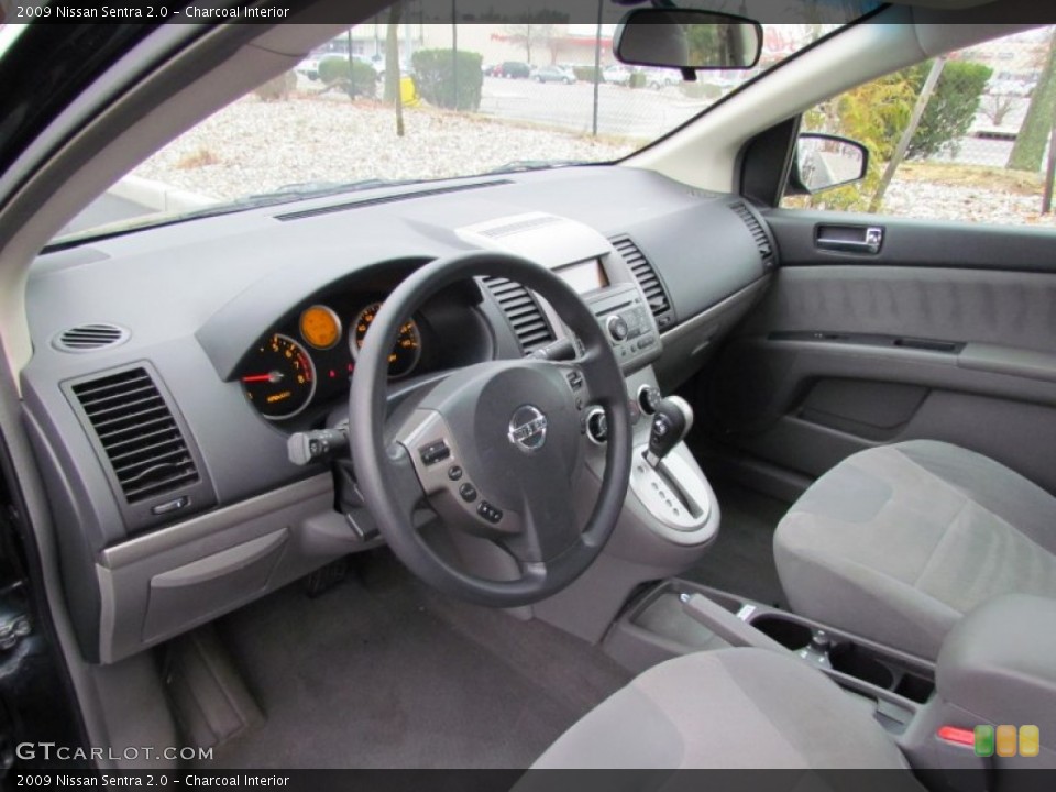 Charcoal Interior Photo for the 2009 Nissan Sentra 2.0 #62471251