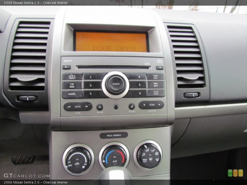 Charcoal Interior Controls for the 2009 Nissan Sentra 2.0 #62471290