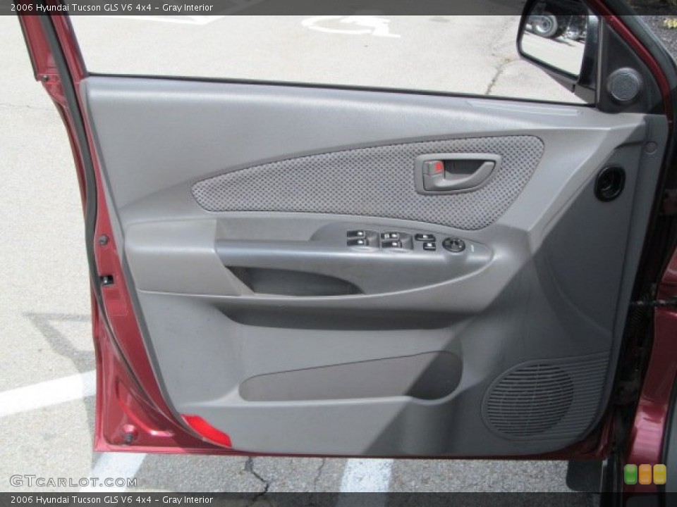 Gray Interior Door Panel for the 2006 Hyundai Tucson GLS V6 4x4 #62473927