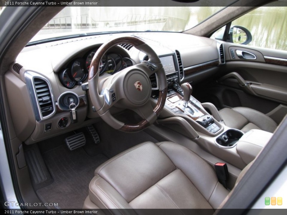 Umber Brown Interior Photo for the 2011 Porsche Cayenne Turbo #62497077