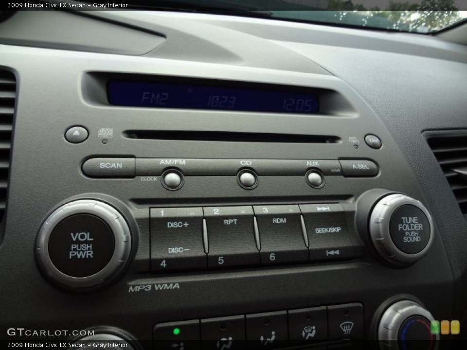 Gray Interior Controls for the 2009 Honda Civic LX Sedan #62507250