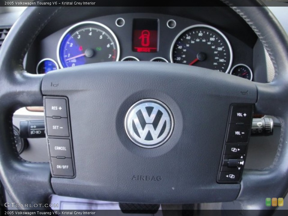 Kristal Grey Interior Steering Wheel for the 2005 Volkswagen Touareg V6 #62508604