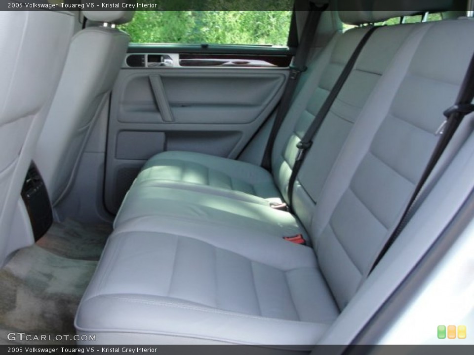Kristal Grey Interior Photo for the 2005 Volkswagen Touareg V6 #62508688