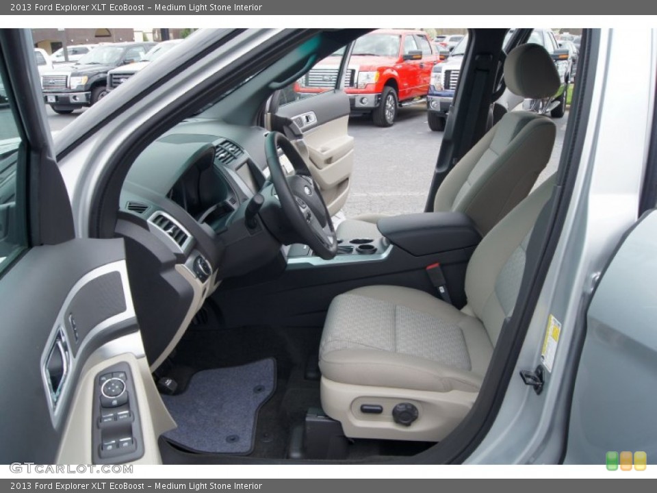 Medium Light Stone Interior Photo for the 2013 Ford Explorer XLT EcoBoost #62509531