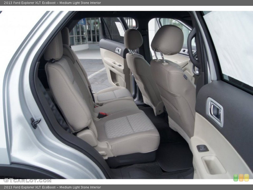 Medium Light Stone Interior Photo for the 2013 Ford Explorer XLT EcoBoost #62509564