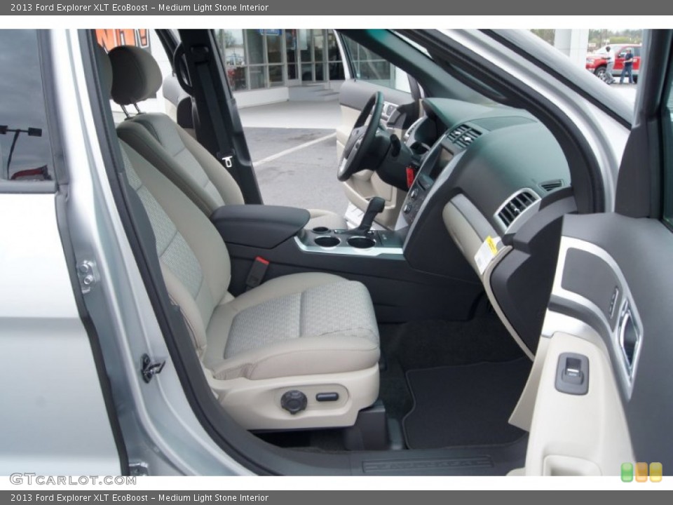 Medium Light Stone Interior Photo for the 2013 Ford Explorer XLT EcoBoost #62509579