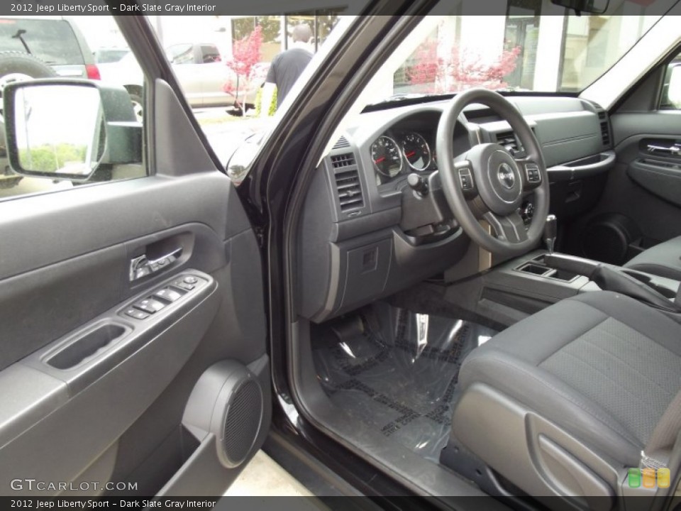 Dark Slate Gray Interior Photo for the 2012 Jeep Liberty Sport #62511949