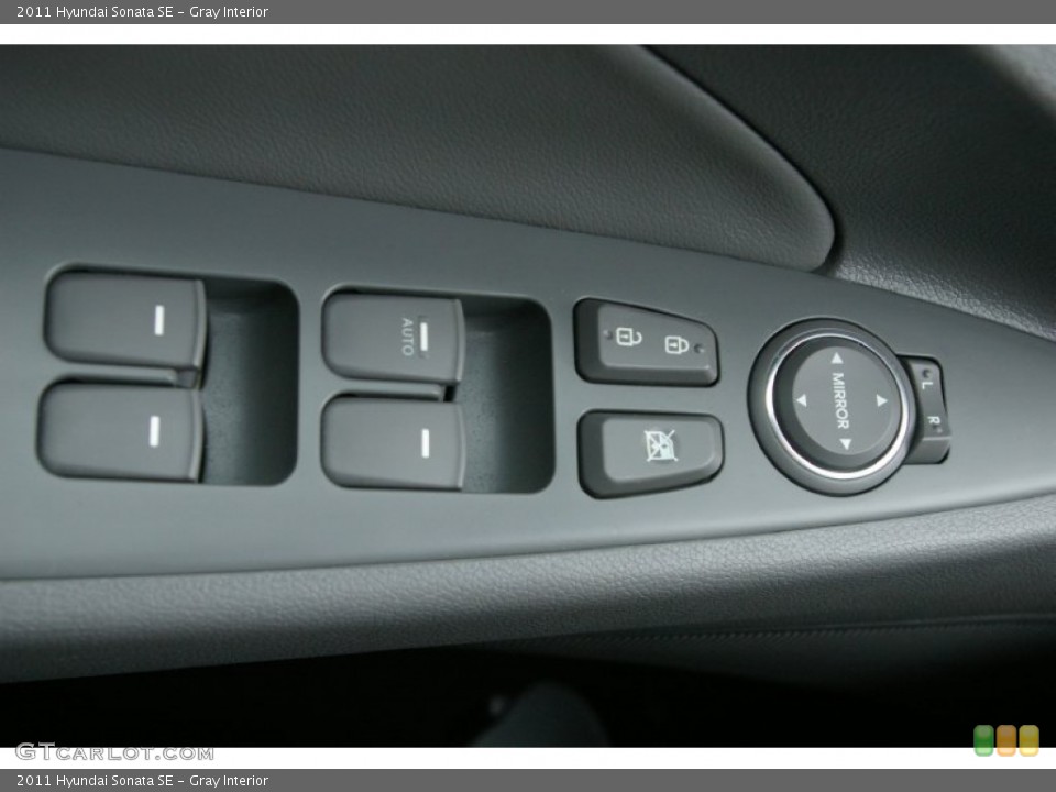 Gray Interior Controls for the 2011 Hyundai Sonata SE #62519869