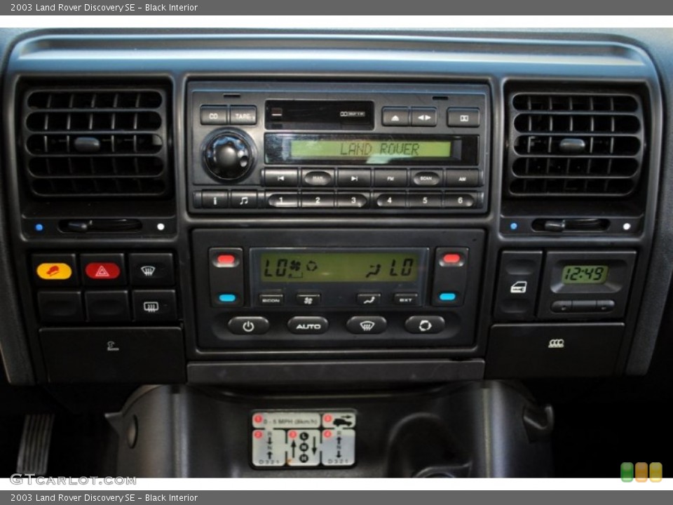 Black Interior Controls for the 2003 Land Rover Discovery SE #62520958