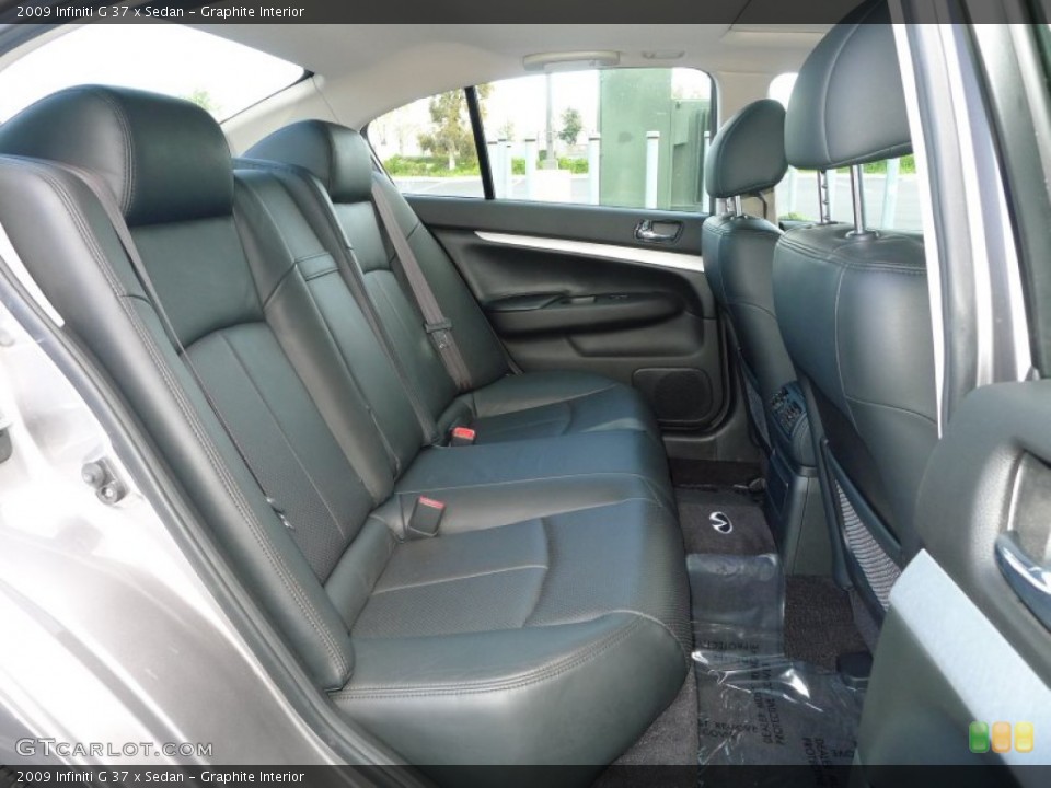 Graphite Interior Photo for the 2009 Infiniti G 37 x Sedan #62523439