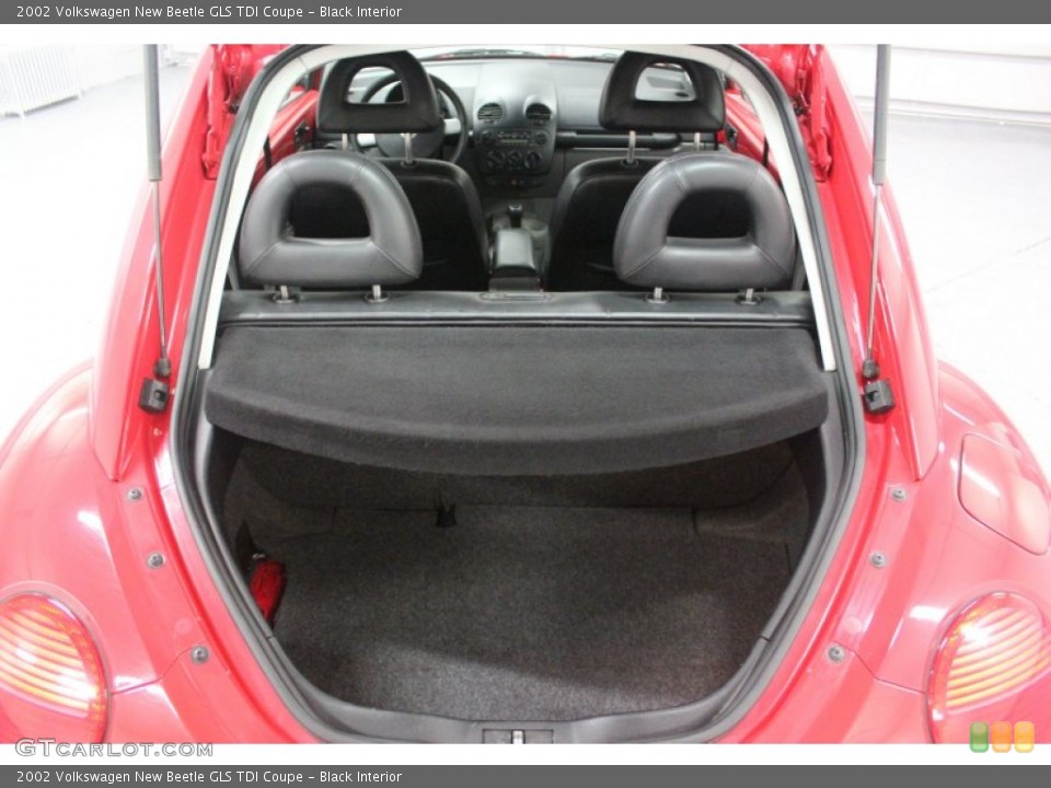 Black Interior Trunk for the 2002 Volkswagen New Beetle GLS TDI Coupe #62525282