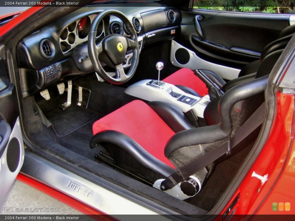 Black Interior Photo for the 2004 Ferrari 360 Modena #62527586