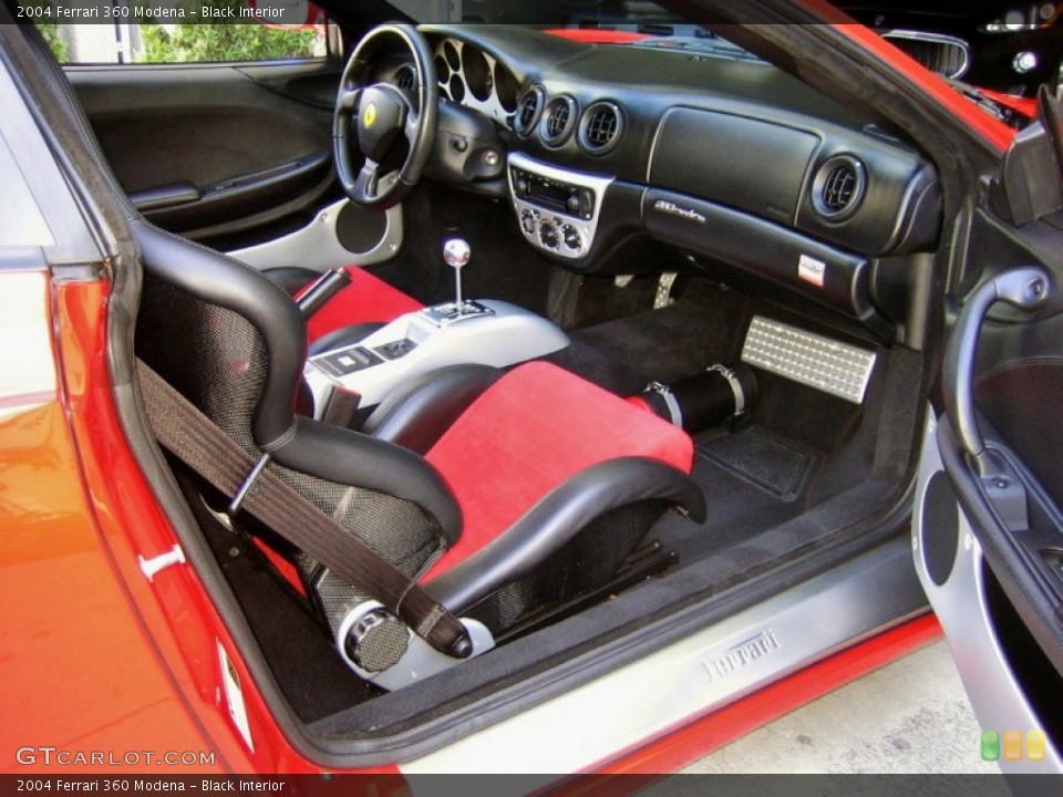 Black Interior Dashboard for the 2004 Ferrari 360 Modena #62527610