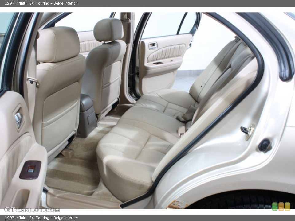 Beige Interior Photo for the 1997 Infiniti I 30 Touring #62559271