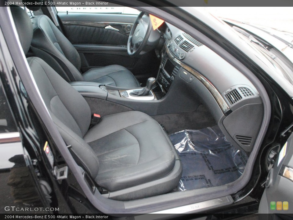 Black Interior Photo for the 2004 Mercedes-Benz E 500 4Matic Wagon #62560009
