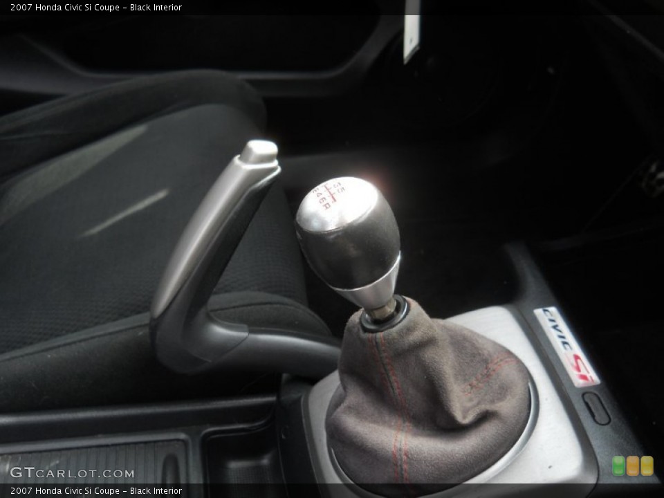 Black Interior Transmission for the 2007 Honda Civic Si Coupe #62568396