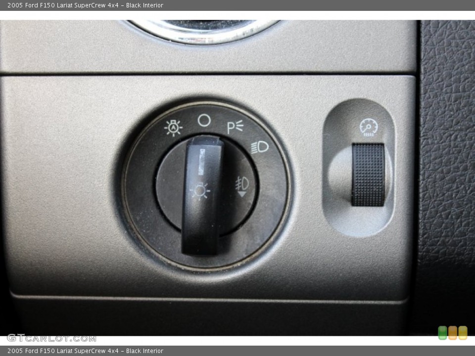 Black Interior Controls for the 2005 Ford F150 Lariat SuperCrew 4x4 #62576819