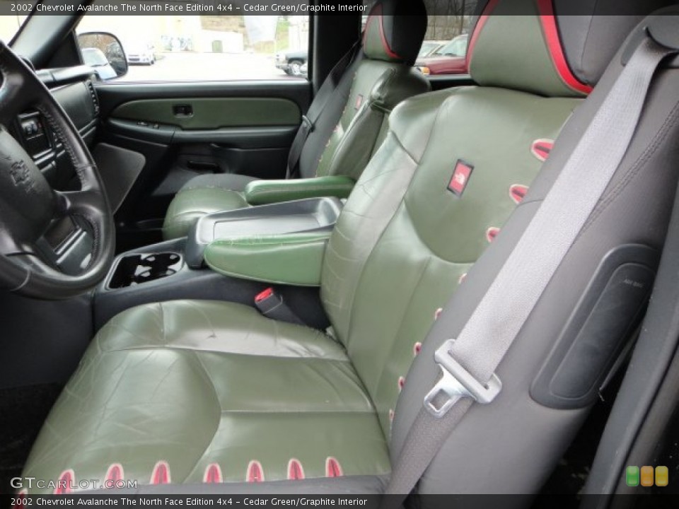 Cedar Green/Graphite Interior Photo for the 2002 Chevrolet Avalanche The North Face Edition 4x4 #62581306