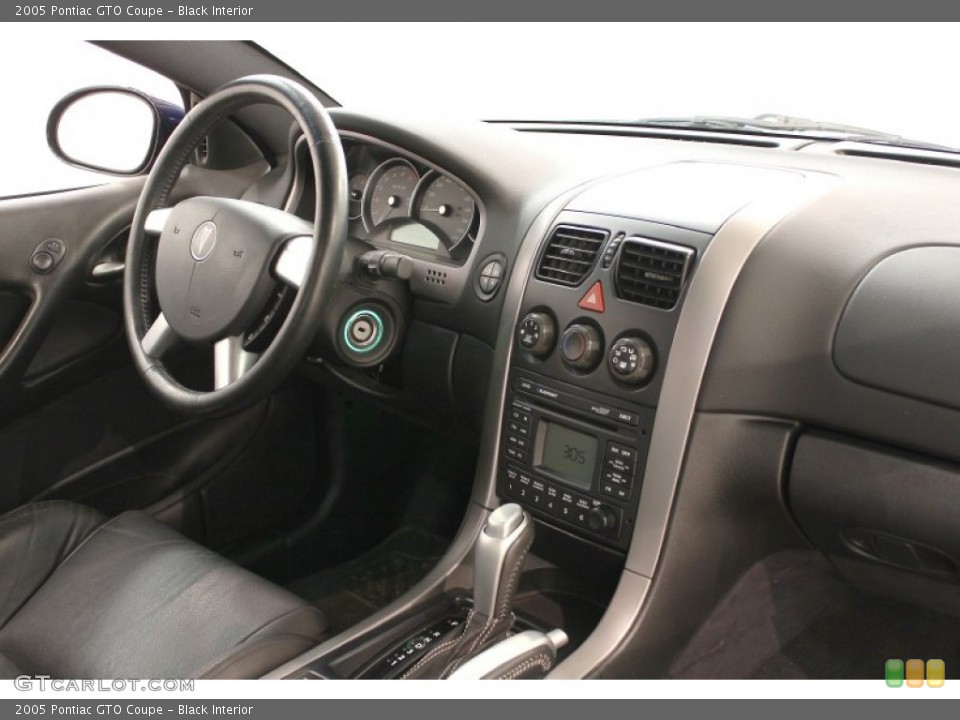 Black Interior Dashboard for the 2005 Pontiac GTO Coupe #62582906