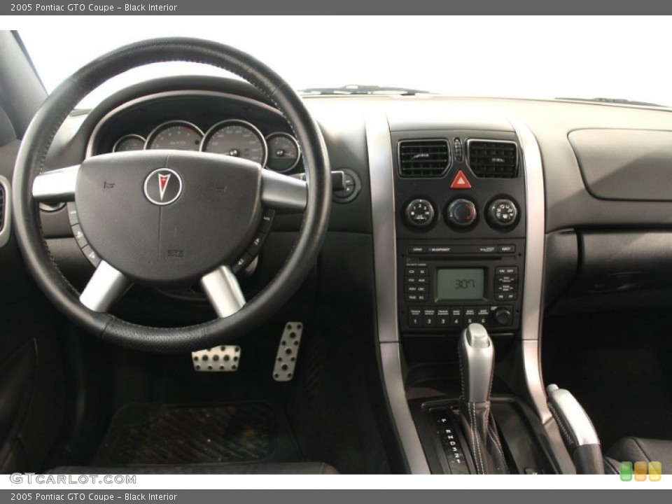 Black Interior Dashboard for the 2005 Pontiac GTO Coupe #62582939