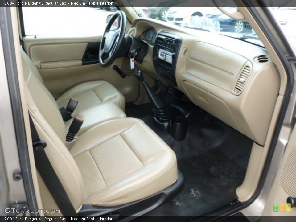 Medium Pebble Interior Photo for the 2004 Ford Ranger XL Regular Cab #62588184