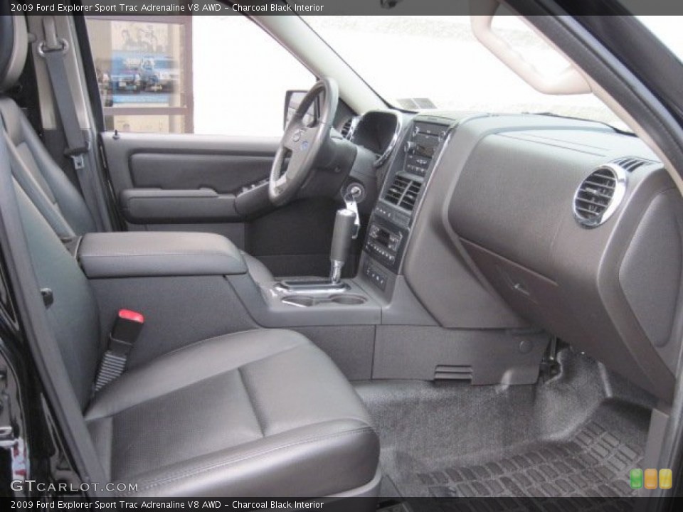 Charcoal Black Interior Photo for the 2009 Ford Explorer Sport Trac Adrenaline V8 AWD #62589327