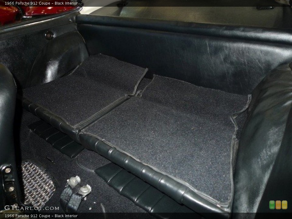 Black Interior Photo for the 1966 Porsche 912 Coupe #62590200