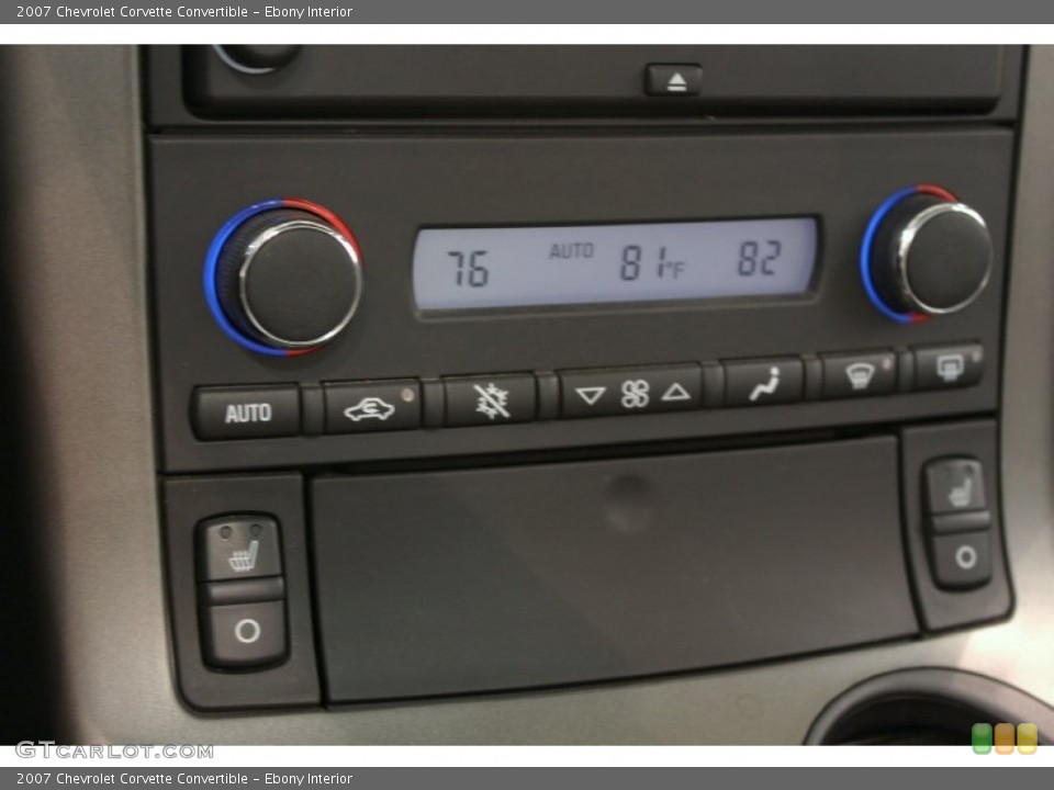 Ebony Interior Controls for the 2007 Chevrolet Corvette Convertible #62599445