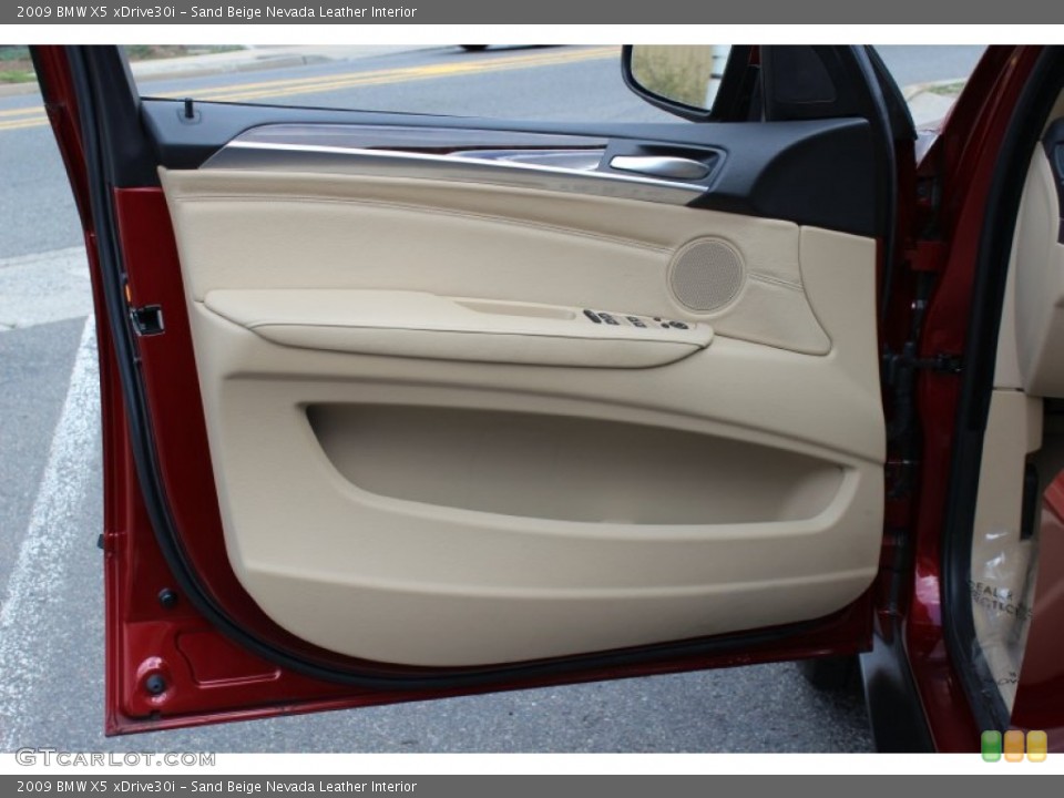 Sand Beige Nevada Leather Interior Door Panel for the 2009 BMW X5 xDrive30i #62606153