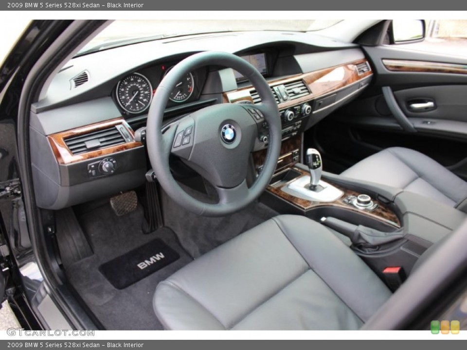 Black Interior Prime Interior for the 2009 BMW 5 Series 528xi Sedan #62606459