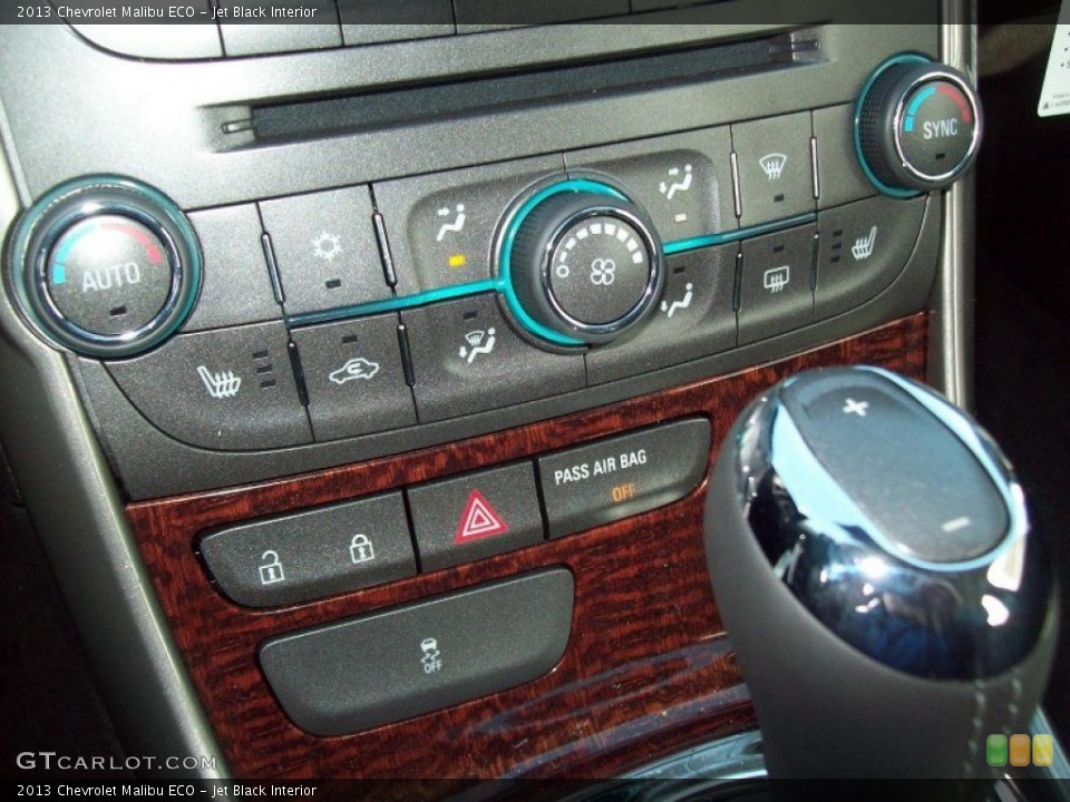 Jet Black Interior Controls for the 2013 Chevrolet Malibu ECO #62615308