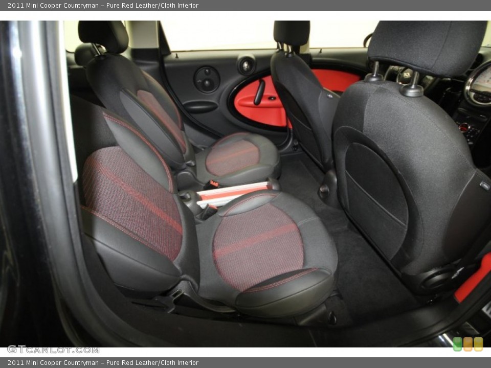 Pure Red Leather/Cloth Interior Photo for the 2011 Mini Cooper Countryman #62619311