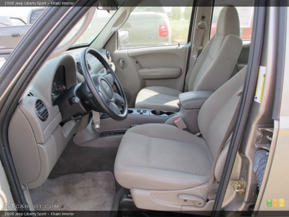 Khaki Interior Photo for the 2006 Jeep Liberty Sport #62629298