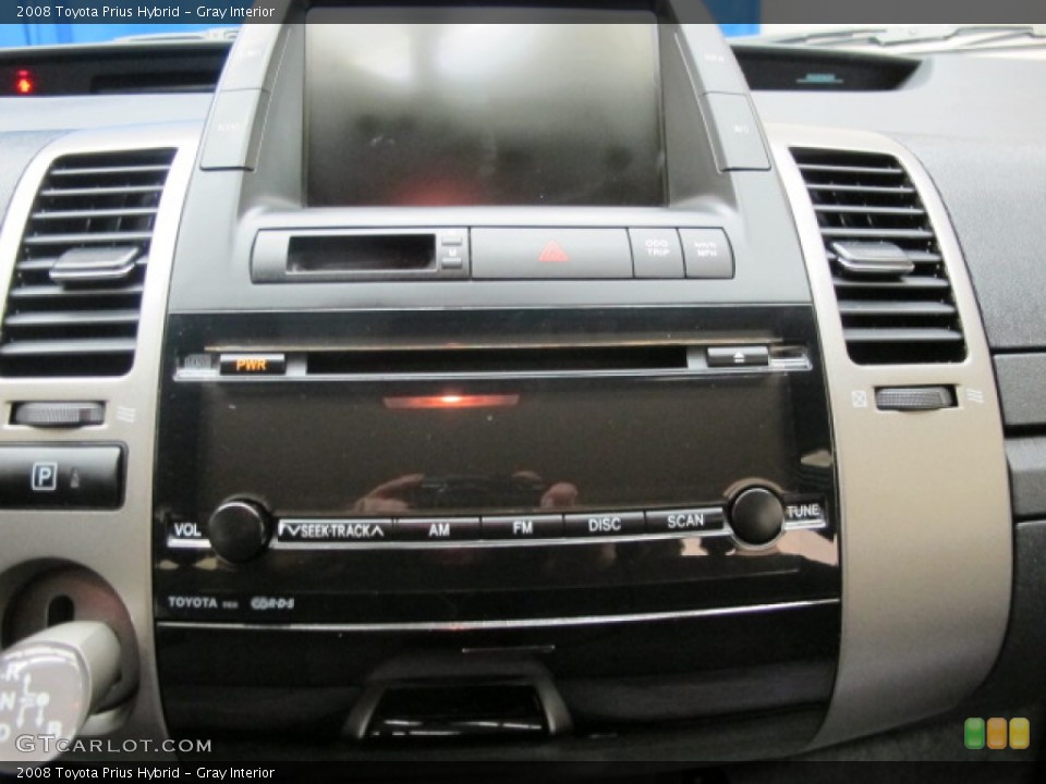 Gray Interior Controls for the 2008 Toyota Prius Hybrid #62629685