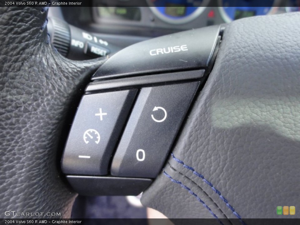 Graphite Interior Controls for the 2004 Volvo S60 R AWD #62637128