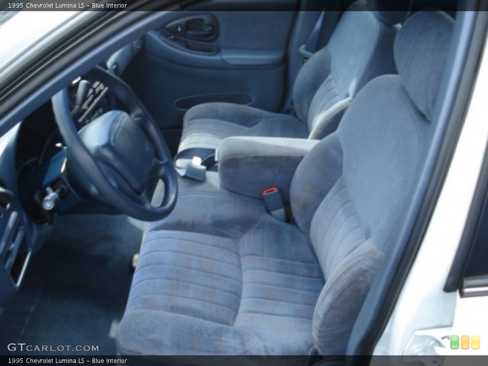 Blue Interior Photo for the 1995 Chevrolet Lumina LS #62649454