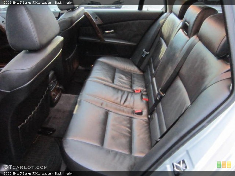 Black Interior Rear Seat for the 2006 BMW 5 Series 530xi Wagon #62655874