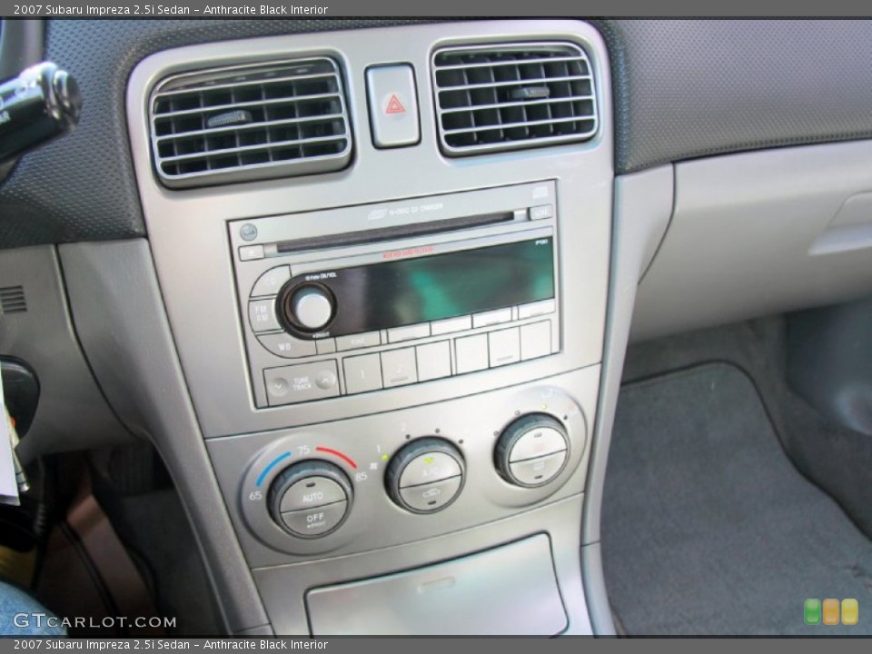 Anthracite Black Interior Controls for the 2007 Subaru Impreza 2.5i Sedan #62656620
